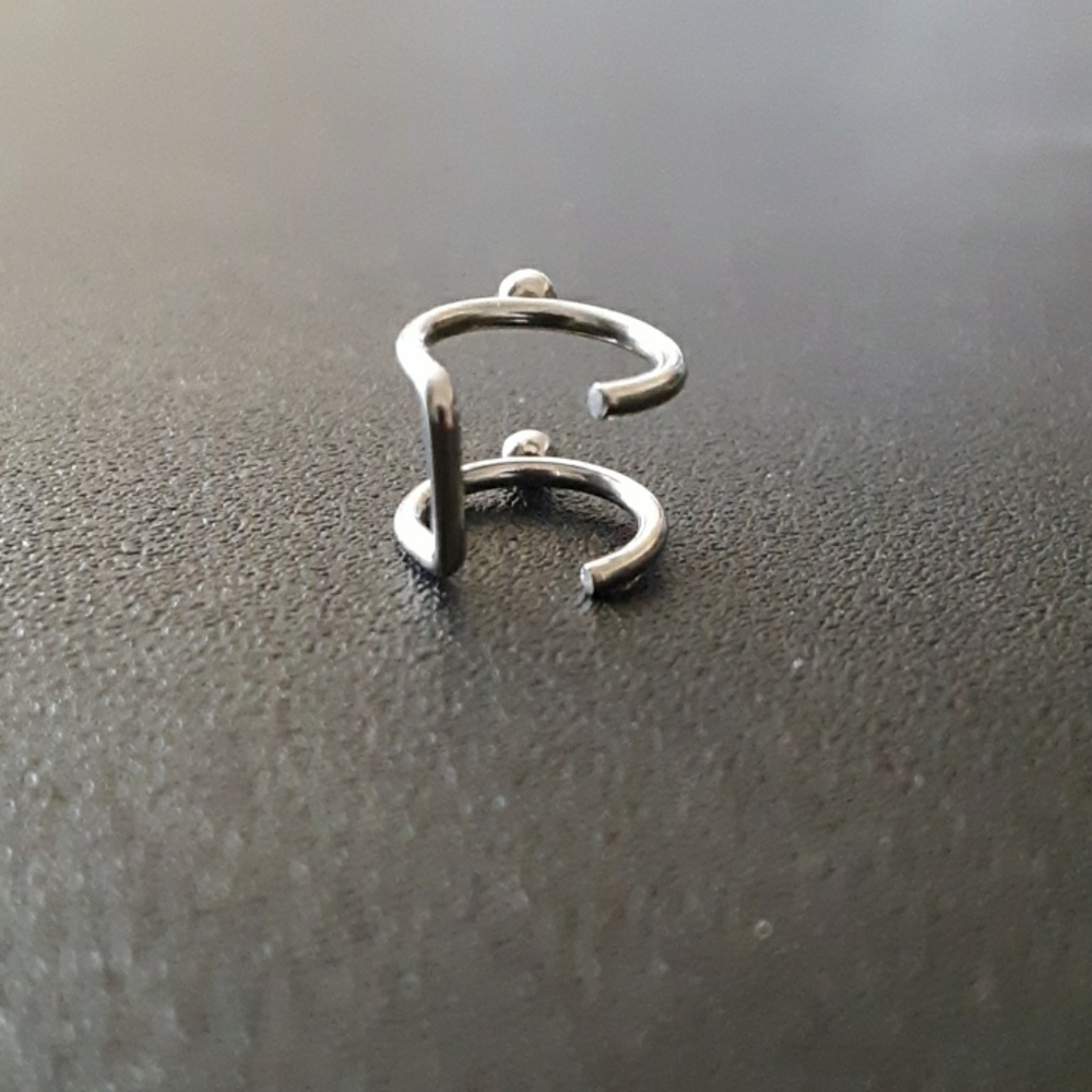 Jeweled Ear Cuff - Picture 4 of 5